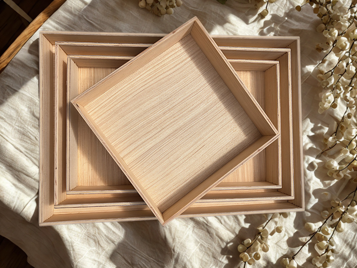 Plateaux en bois recyclables